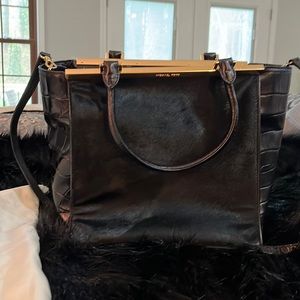 Large Michael Kors tote black and gold